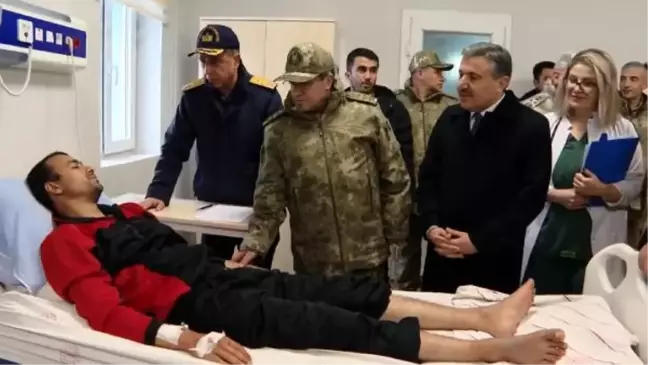 Kuvvet komutanları Şırnak'taki yaralı askerleri ziyaret etti