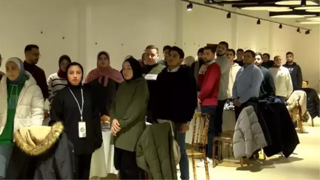 İsrail'den kaçan 102 Filistinli öğrenci Türkiye'ye getirildi