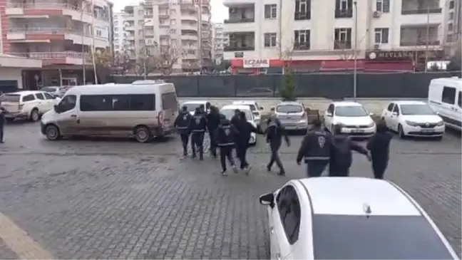 Şanlıurfa'da aranan şüphelilerden biri Canan Karatay'ı dolandıran M.K. çıktı