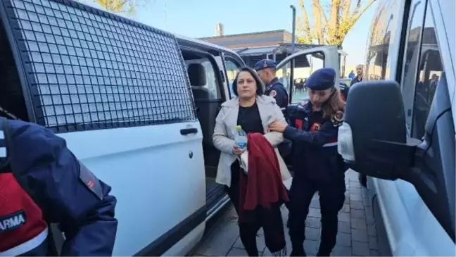 Zonguldak'ta Sevgilisini ve İş Arkadaşını Öldüren Kadın İlk Duruşmada Psikiyatrik Tedavi Gördüğünü Söyledi