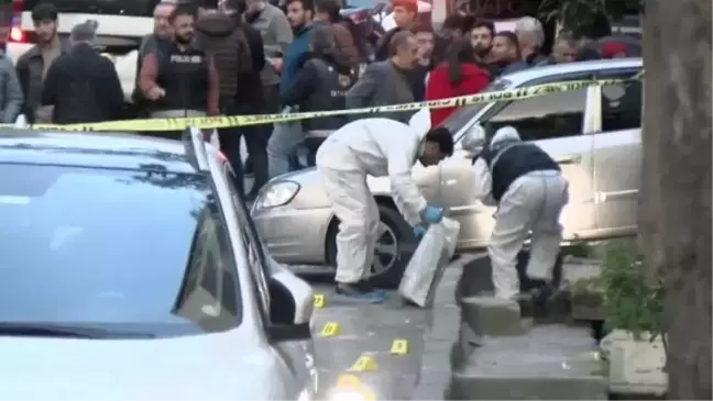 Küçükçekmece Belediye Başkan Adayı Aziz Yeniay'a Silahlı Saldırı