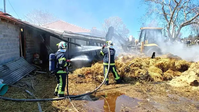 Denizli'nin Çal ilçesinde evin besihanesinde yangın çıktı