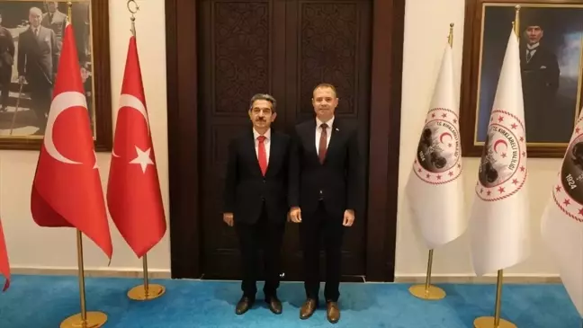 Kırklareli Valisi Birol Ekici, Kırklareli Belediye Başkanı Derya Bulut'u kabul etti