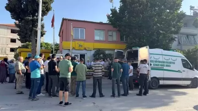 Denizli'de Kalp Krizi Geçiren Postane Müdürü Son Yolculuğuna Uğurlandı