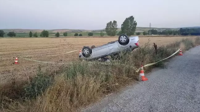 Çorum'un Alaca ilçesinde otomobil şarampole devrildi: 1 ölü, 3 yaralı