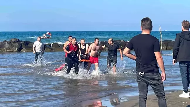 Ordu'da Boğulma Tehlikesi Geçiren 15 Yaşındaki Çocuk Hastaneye Sevk Edildi
