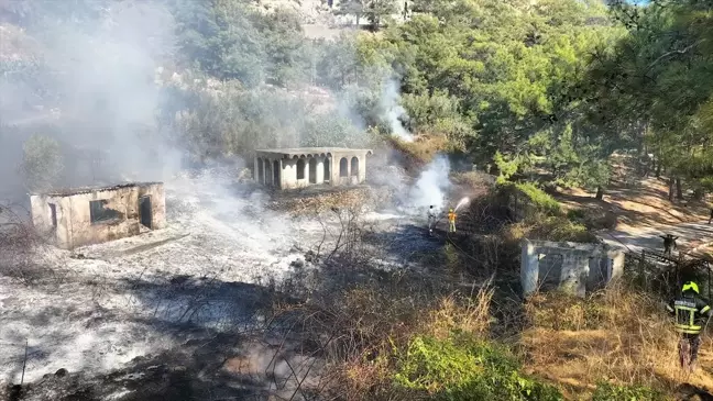 Mersin Anamur'da Orman Yangını Kontrol Altına Alındı