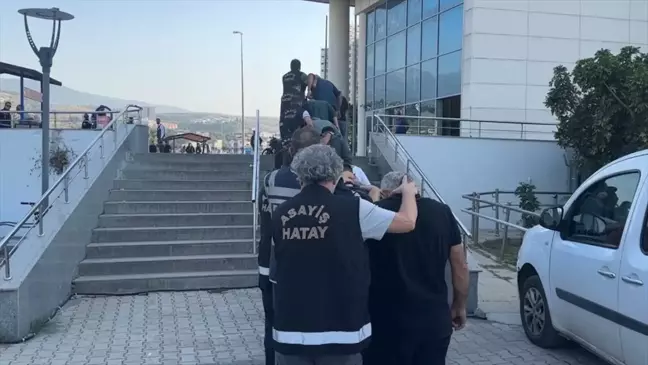 Hatay'da Trafik ve Asayiş Bilgisi Paylaşan 13 Kişi Gözaltına Alındı