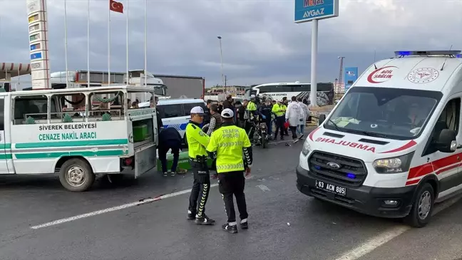 Siverek'te Motosiklet ve Tır Çarpıştı: Bir Kişi Hayatını Kaybetti