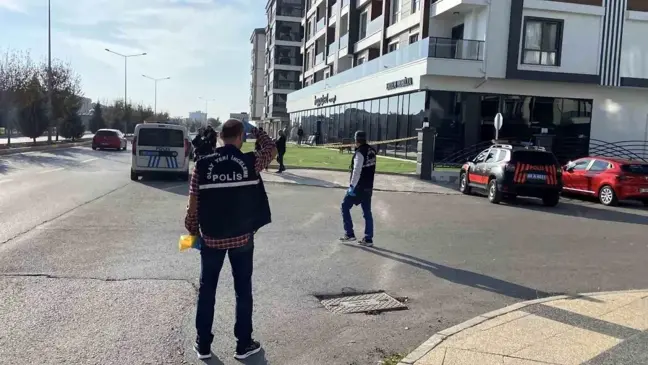 Aksaray'da 16 Yaşındaki Genç Kız 4. Kattan Düştü