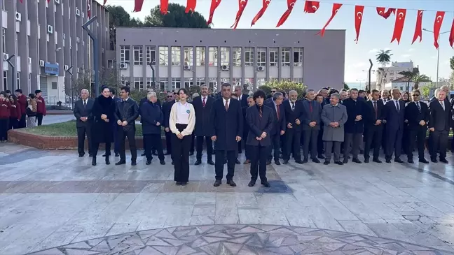 İzmir ve Aydın'da 24 Kasım Öğretmenler Günü Törenleri Düzenlendi