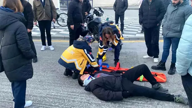 Bolu'da Otomobil ile Motosiklet Çarpıştı: 1 Yaralı