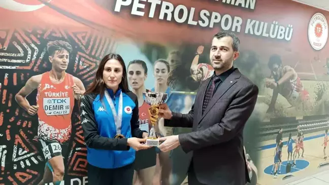 Ruken Tek, İtalya'da Birinci Oldu