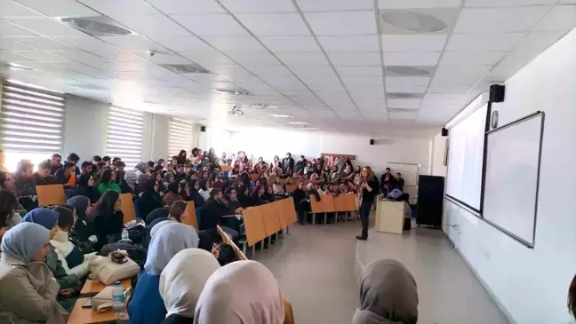 Düzce Üniversitesi'nde 'Geleceğin Meslekleri' Etkinliği Düzenlendi