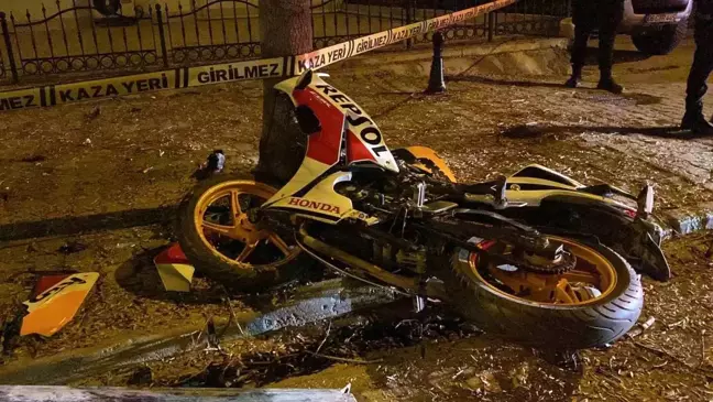 Konya'da Motosiklet Kazası: 1'i Ağır 2 Yaralı