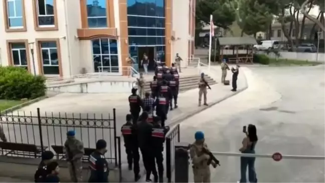İzmir'de Silahlı Suç Örgütüne Operasyon: 10 Gözaltı