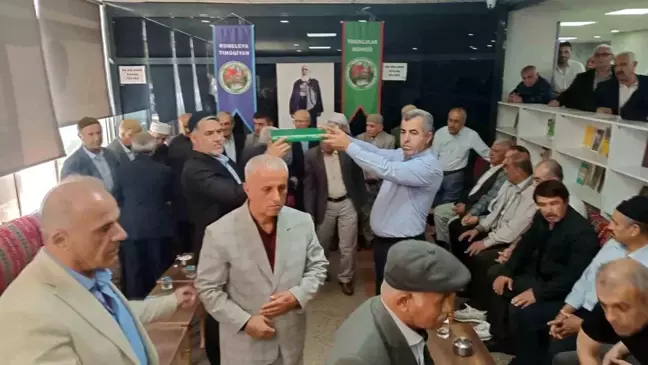 52 Yıl Süren Husumet Barış Töreniyle Sona Erdi