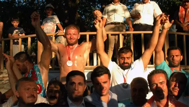 Sarı Fırtına, Kırkpınar'dan Sonra Beşpinar'ın da Başpehlivanı