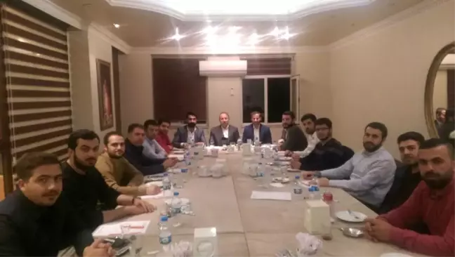 AK Parti İl Başkanı Dündar, Genç Stk Temsilcileriyle Bir Araya Geldi