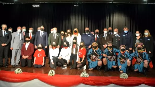 İstiklal Marşı'nın kabulünün 100. yılı Aliağa'da kutlandı