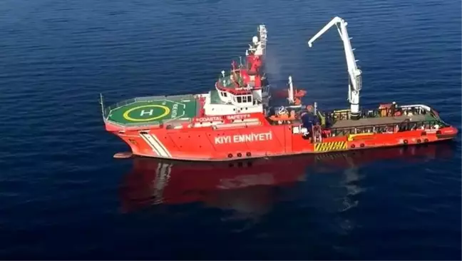 Marmara Deniz'inde batan gemide kayıp mürettebat aranıyor