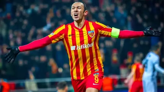 Umut Bulut Aktif Futbol Kariyerini Sonlandırdı