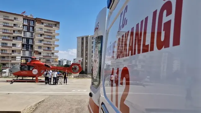 Diyarbakır'da Düşen Çocuk Ambulans Helikopterle Hastaneye Kaldırıldı