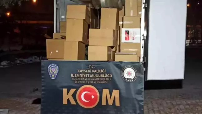 Kayseri'de 2 Milyon Dal Kaçak Makaron Ele Geçirildi