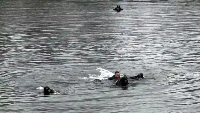 Yeşilırmak Nehri'ne Atlayan Çocuğun Cansız Bedeni Bulundu