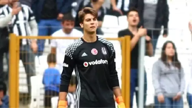 Utku Yuvakuran: 'Baba Beşiktaş'ı Çok Seviyorum. Tam Bir Okul'