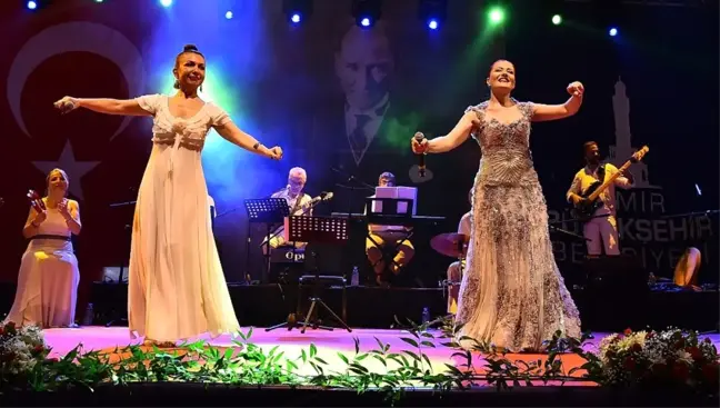 İzmir'de Candan Erçetin Coşkusu