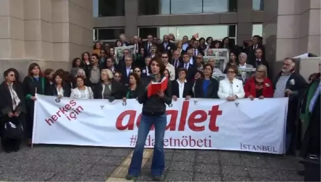 Adalet Sarayı'nda 27.