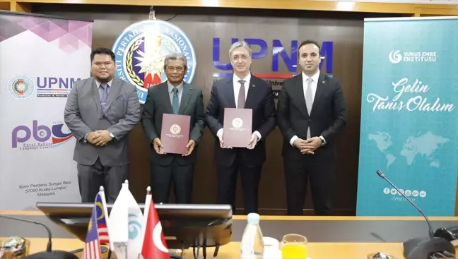 Kuala Lumpur Yunus Emre Enstitüsü ile Malezya Milli Savunma Üniversitesi Arasında İşbirliği Protokolü İmzalandı