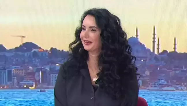 Dora Altınbaşak kimdir? Aramızda Kalmasın konuğu Dora Altınbaşak kaç yaşında, nereli? Dora Altınbaşak biyografisi!