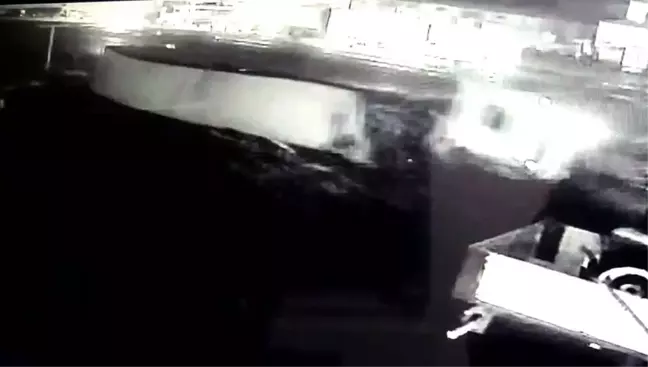 Sivas'ta Yoğun Kar Yağışı Kazalara Yol Açtı
