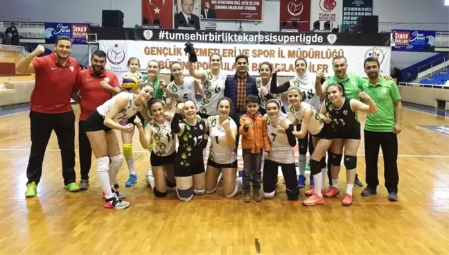 Balıkesir DSİ Spor Evinde Kazandı 3-0