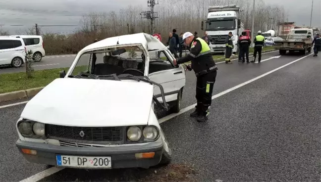 Samsun'da Kamyon Otomobile Çarptı: 1 Ölü