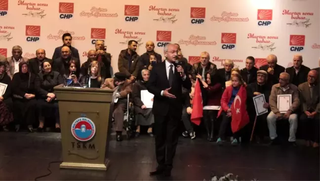 CHP Lideri Kılıçdaroğlu, Maltepe'de Tapu Dağıttı