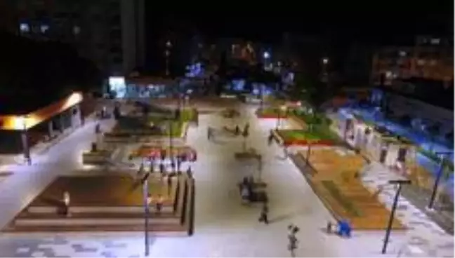 Saruhanlı'nın en gözde meydanı yenilendi