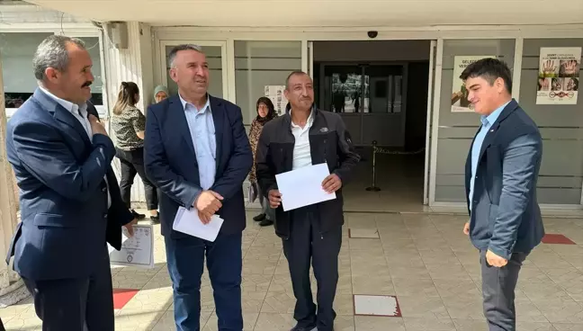 Bartın'ın Ulus ilçesinde genç yaşta muhtar seçilen Mustafa Doğan göreve başladı