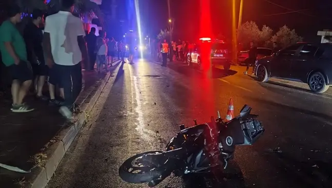 Alanya'da otomobil ile motosiklet çarpışması: 1 ölü, 1 yaralı