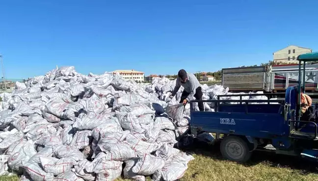 Konya'nın Kulu İlçesinde 1500 Aileye Kömür Dağıtımı Yapıldı