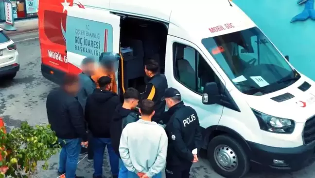 Mersin'de Düzensiz Göçle Mücadele Uygulaması: 14 Göçmen GÖKSEM'e Teslim Edildi