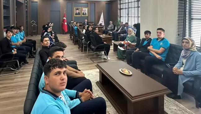 Adıyaman Kaymakamı Gençlerle Buluşuyor