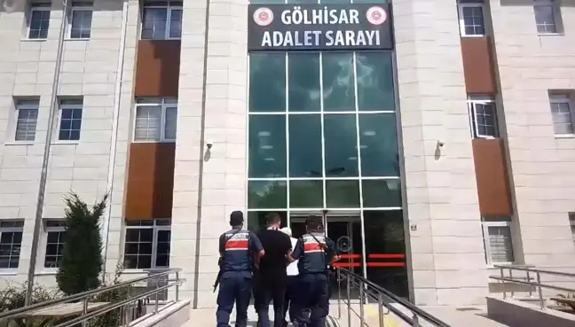 Burdur'da Tefecilik Yapan Baba Oğul Tutuklandı