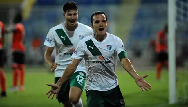 Bursaspor'un efsane ismi Batalla, Mustafa Er'in ekibine dahil oldu