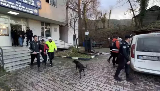 Bartın'da 12 Yaşındaki Kız Çocuğuna Cinsel İstismar İddası: 3 Kişi Tutuklandı