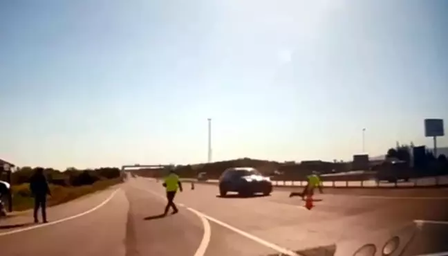 Cip, Polise Çarptı: Kaza Anı Kamerada!