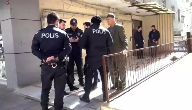 Avcılar'da kiracı iş yeri sahipleri engelledi, karot örneği polis gözetiminde alındı