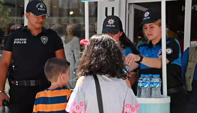Son dakika haberleri! Hakkari polisinden vatandaşa ikram